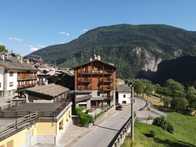 Albergo Le Marmotte Pré-Saint-Didier Exterior foto