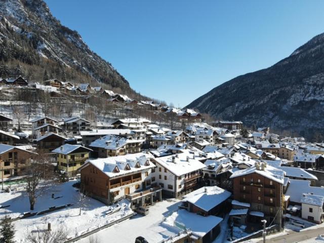 Albergo Le Marmotte Pré-Saint-Didier Exterior foto