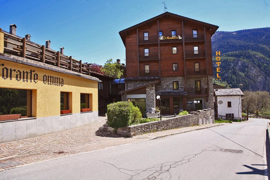 Albergo Le Marmotte Pré-Saint-Didier Exterior foto